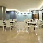 Opera 4*