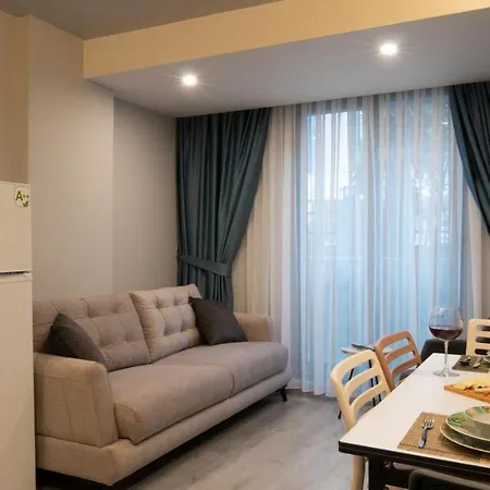 Aparthotel Opera 3*